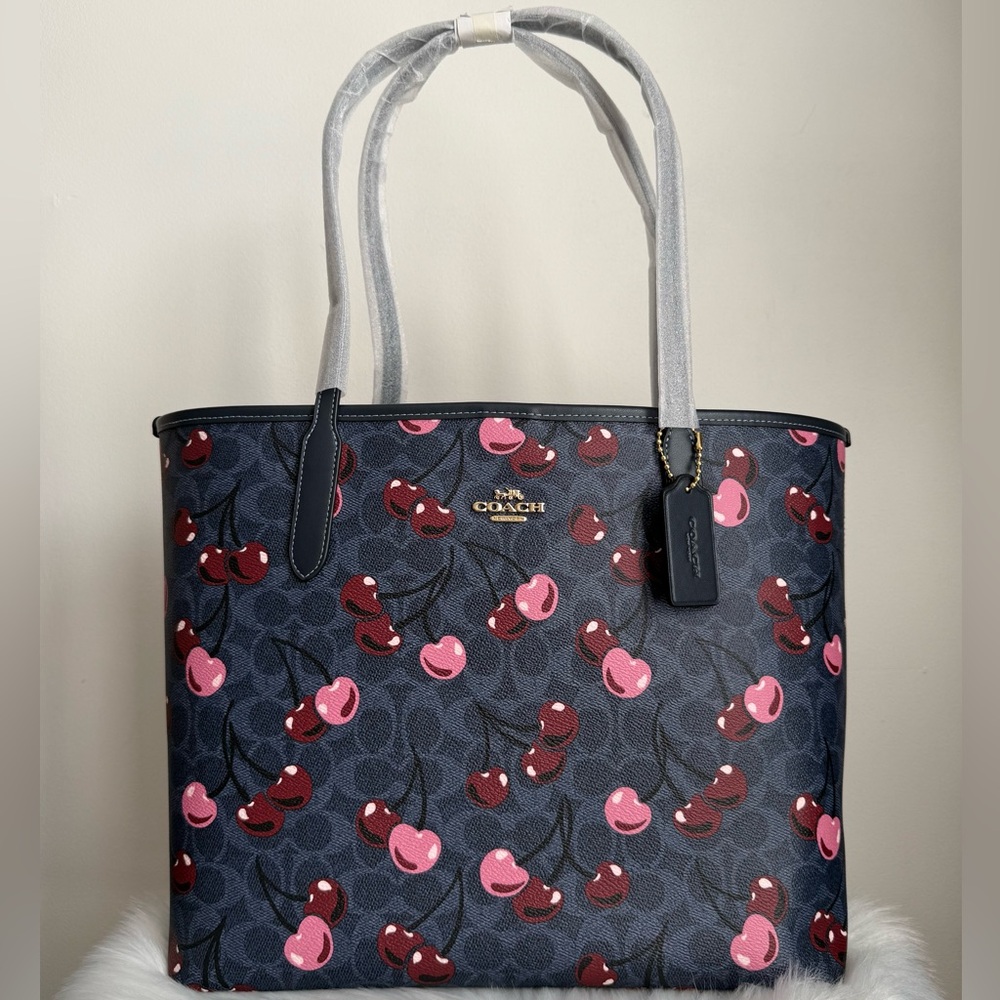 NWT COACH City tote with 🍒 print